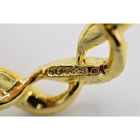 Gerry's Vintage Statement Pin Brooch Brushed Gold Textured Wreath Signed Bin1 - Picture 10 of 11